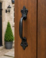 Black Antique Cast Iron Ornate Fleur-de-Lys Pull Handle for Door, Gate or Shed - Image 2