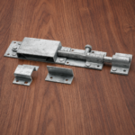 Auto Locking Animal Horse Pig Bolt Latch Lock 6" (150mm) Galvanised