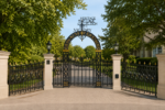 Dept 56 Village Accessories Victorian Wrought Iron Fence and Gate 56-52523 Boxed - Image 2