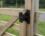 Strong Iron Fence Gate Hinges with Accessories for Garden and Outdoor Fences - Image 2