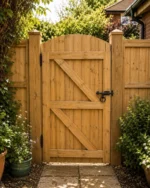 Heavy Duty Feather Edge Garden Gate | Dome & Straight | Made to Measure UK - Image 3