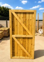 Heavy-Duty Wooden Garden Gate – Feather Edge Handmade & Made to Measure - Image 3